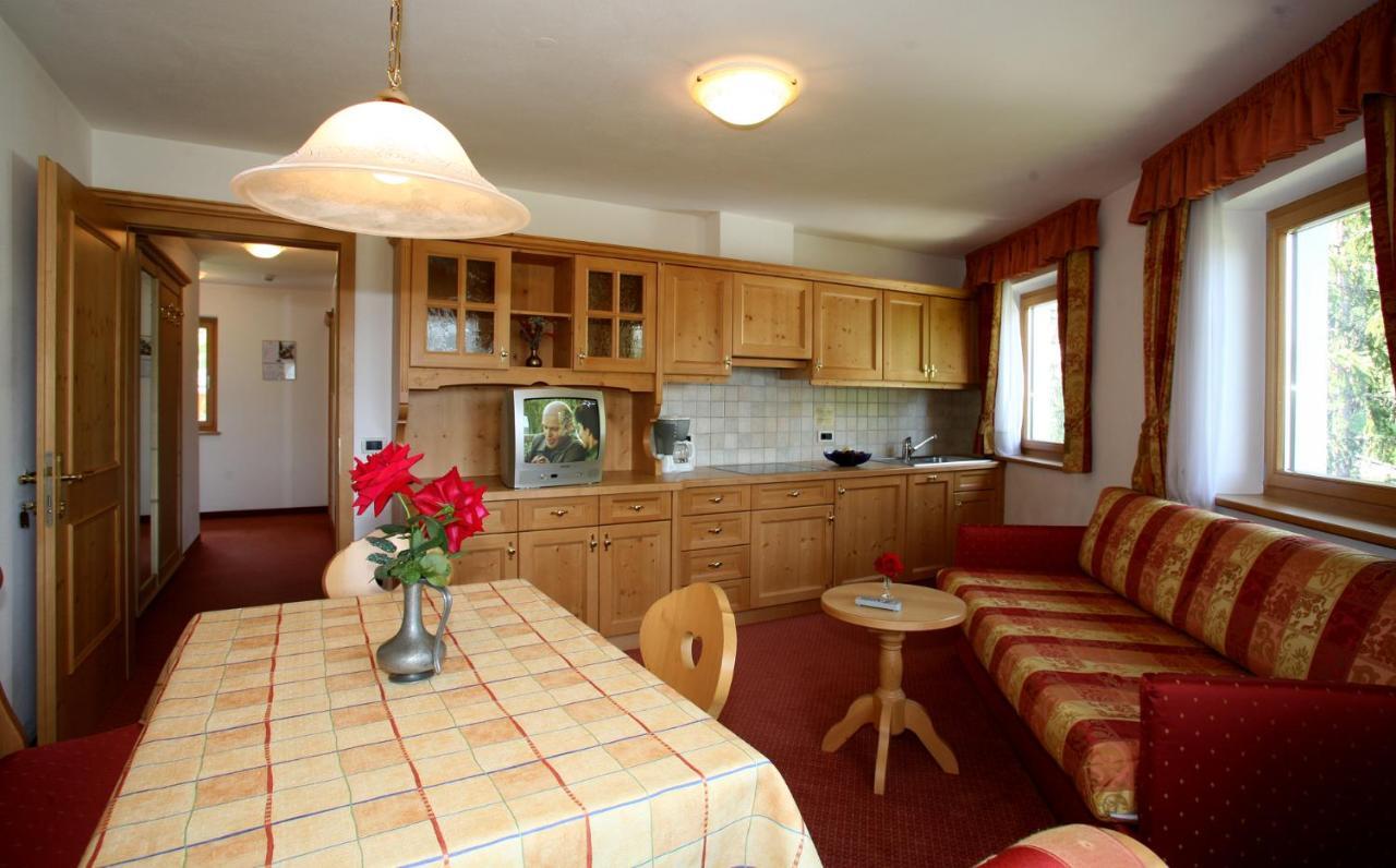 Residence Riposo Colfosco Pokoj fotografie