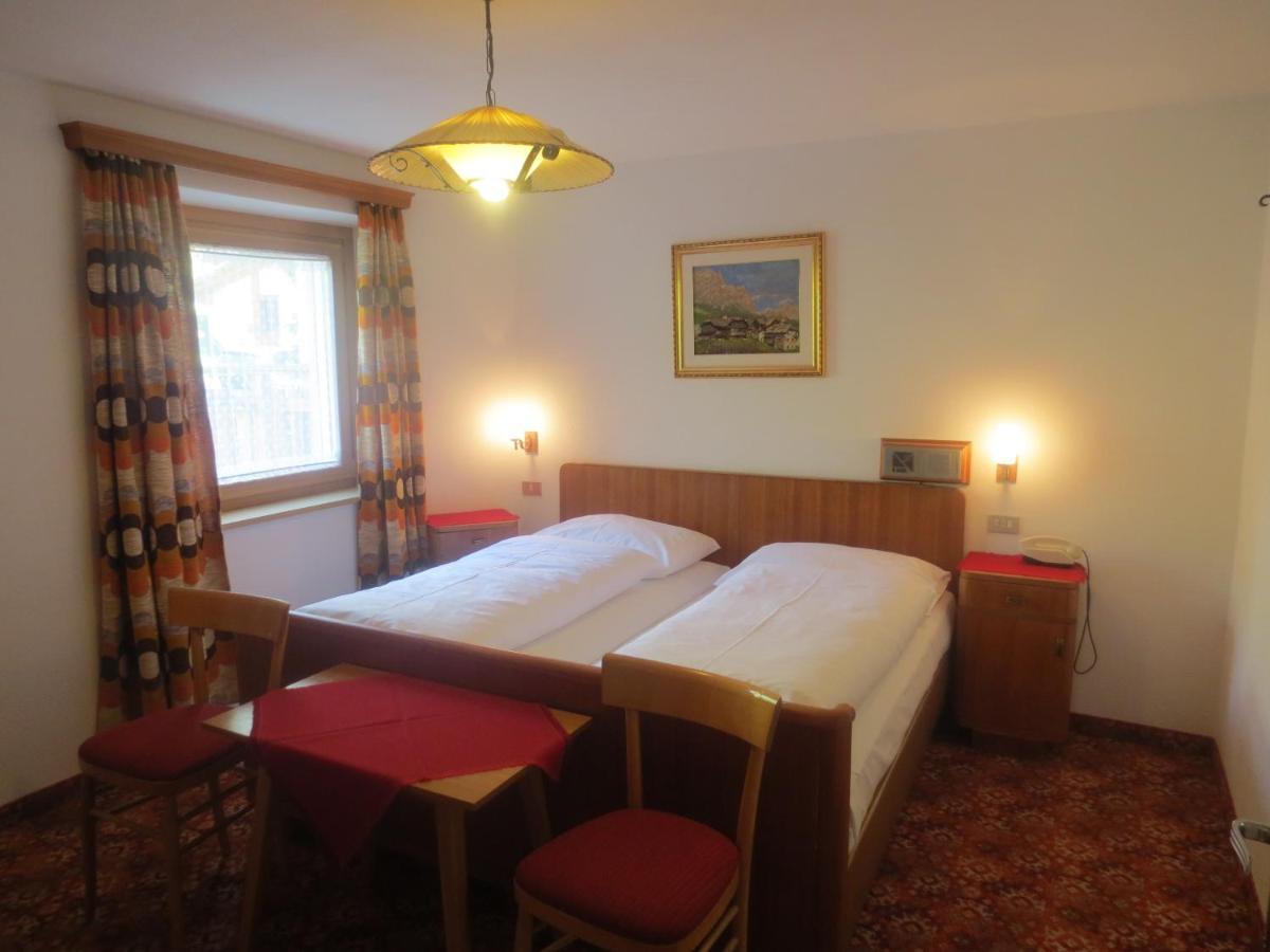 Residence Riposo Colfosco Pokoj fotografie
